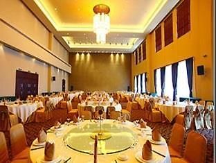 Qingdao Golden Mountain Resort Hotel Exteriör bild
